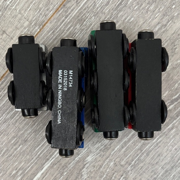 Lil Chugs Wooden Passenger Express Train Set - Picture 6 of 8